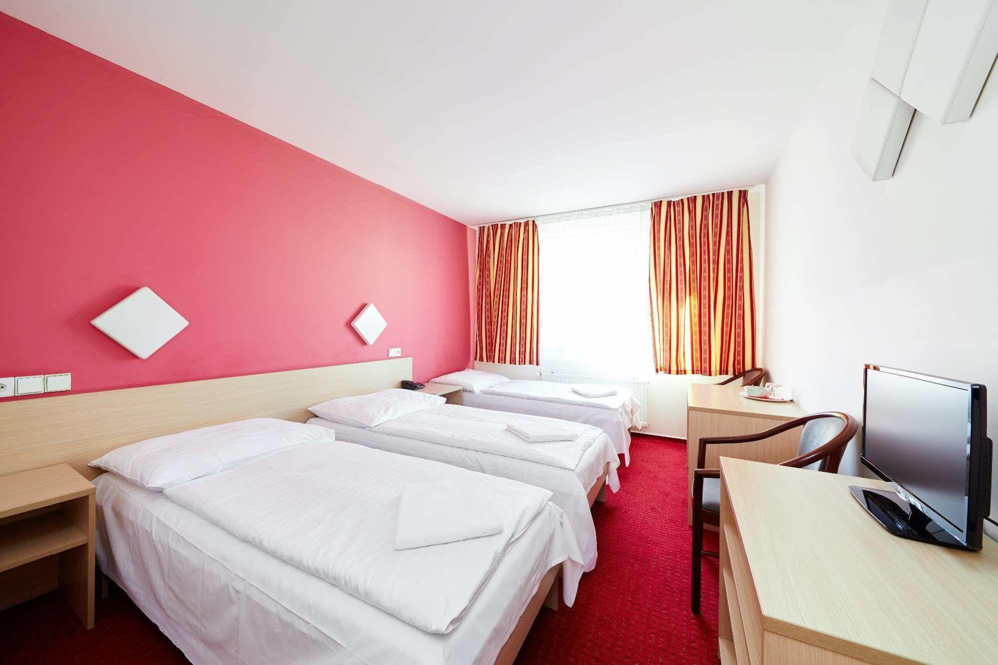Hotel Mars Πράγα Εξωτερικό φωτογραφία